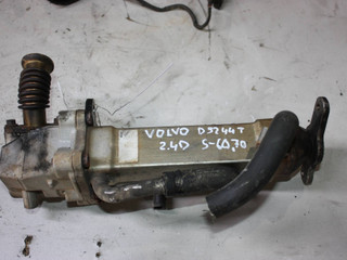 охладитель EGR / Радиатор EGR Volvo S60 1 поколение 2004, 2.4 л., дизель, 30637142