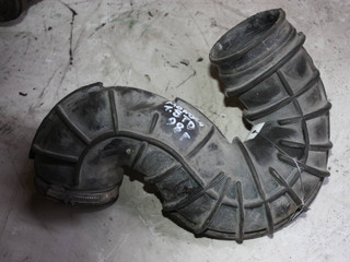 патрубок воздушного фильтра Ford Mondeo 2 поколение 1997, 1.8 л., дизель, 97FF-9C623-AB