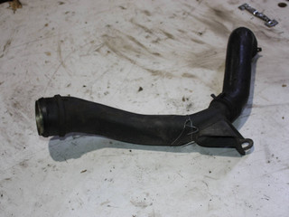 патрубок интеркулера Volkswagen Golf 4 поколение 2001, 1.9 л., дизель, 1J0145762