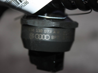 форсунка Volkswagen Golf 4 поколение 2001, 1.9 л., дизель, 038130073AQ