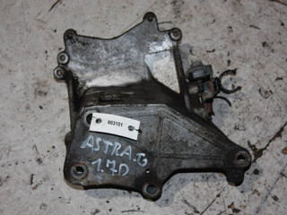 кронштейн двигателя Opel Astra G 2001, 1.7 л., дизель, 897255256A
