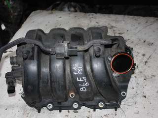 коллектор впускной Volkswagen Passat B6 (2005 - 2010), 1.6 л., бензин, 03S129711