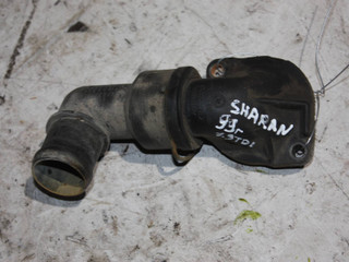 корпус термостата Volkswagen Sharan 1 поколение (1995 - 2000), 1.9 л., дизель, 07C121121A