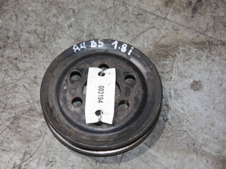 шкив помпы Audi A4 B5 1997, 1.8 л., бензин