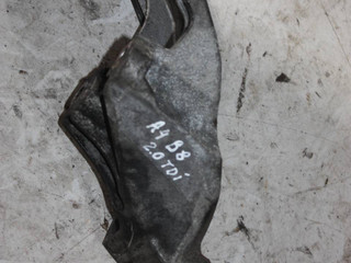 кронштейн двигателя Audi A4 B8/8K 2008, 2.0 л., дизель, 8K0199307