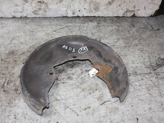 защитный кожух тормозного механизма Audi A8 D3/4E 2003, 4.0 л., дизель, 4E0615612A