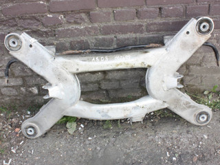 балка подвески задняя Audi A8 D3/4E 2003, 4.0 л., дизель, 4E0505235C