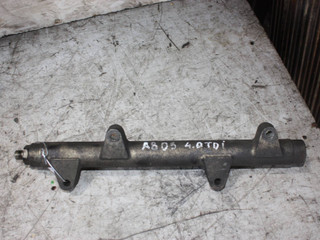 топливная рампа Audi A8 D3/4E (2002 - 2005), 4.0 л., дизель, 057130089C