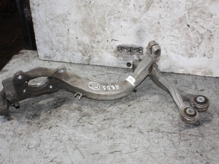 кулак поворотный левый Audi A8 D3/4E (2002 - 2005), 4.0 л., дизель, 4E0407257