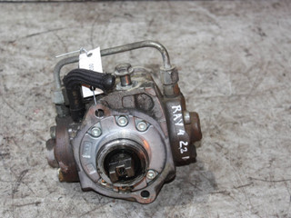 насос топливоподкачивающий ТНВД Toyota RAV4 3 поколение (XA30) (2005 - 2008), 2.2 л., дизель
