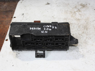 блок предохранителей Toyota Previa 2 поколение XR30 (2000 - 2003), 2.0 л., дизель