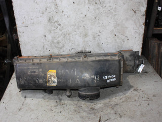 корпус воздушного фильтра Mercedes-Benz Vario W670 2001, 6685280106