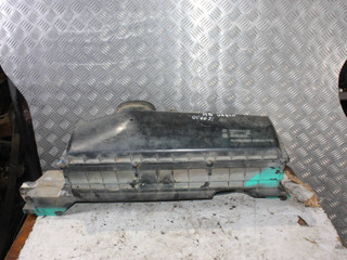 корпус воздушного фильтра Mercedes-Benz Vario W670 2001, 6685280106