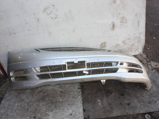 бампер передний Toyota Previa 2 поколение XR30 (2000 - 2003)