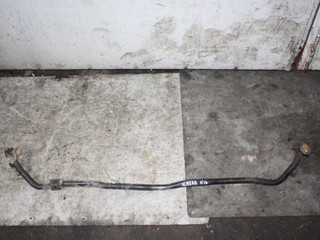 стабилизатор подвески передний Nissan Almera N16 (2000 - 2003)