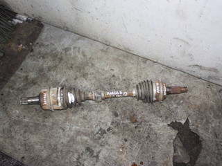 полуось передняя левая (приводной вал, ШРУС) Mazda 6 GG 2004, 2.0 л., бензин