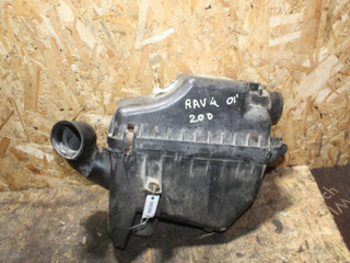 корпус воздушного фильтра Toyota RAV4 2 поколение (XA20) (2000 - 2003), 2220427010
