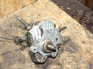 ТНВД IVECO Daily 3 поколение 2002, 2.3 л., дизель, 0445020008