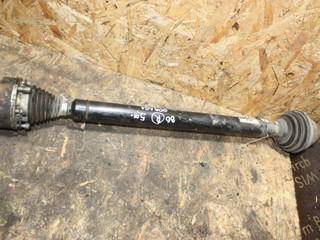 полуось передняя правая (приводной вал, ШРУС) Volkswagen Passat B6 (2005 - 2010), 2.0 л., дизель, 3S0407272BS
