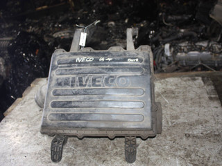 корпус воздушного фильтра IVECO Daily 6 поколение 2015, дизель, 5801353825