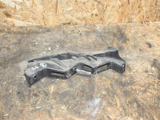крепление бампера Volkswagen Passat B6 (2005 - 2010), 2.0 л., дизель, универсал, 3C0807890