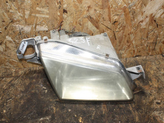фара правая Mazda 323 6 поколение (1998 - 2001), 1305235393