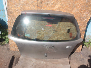 крышка багажника (дверь 3-5) Toyota Yaris 1 поколение XP10 [рестайлинг] 2003