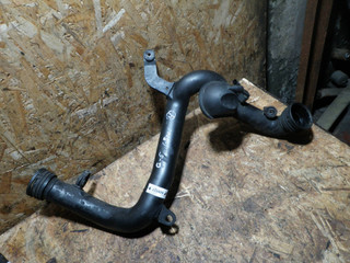 патрубок интеркулера Volkswagen Golf 5 поколение (2003 - 2009), 1K0145770B