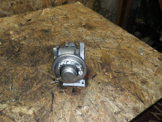 клапан EGR Volkswagen Golf 4 поколение 2001, 1.9 л., дизель, 038131501AF