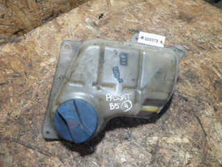 бачок расширительный Volkswagen Passat B5 1999, 1.9 л., дизель, МКПП, 8D0121403L