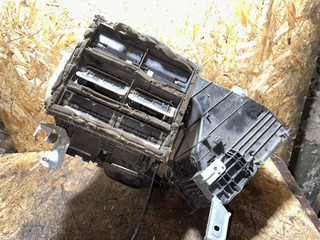 отопитель в сборе (печка) Volkswagen Transporter T5 2004, 7H0820712A, 7H1819095