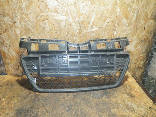 заглушка (решетка) в бампер Hyundai i30 1 поколение 2010, 865612L010