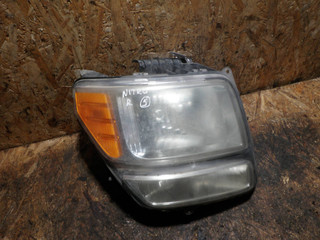 фара правая Dodge Nitro 1 поколение (2007 - 2010), 3.7 л., бензин, АКПП