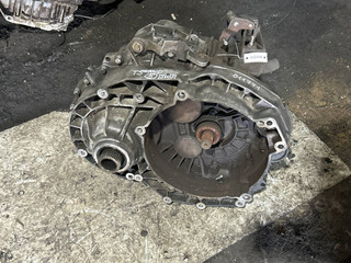 КПП механическая (МКПП) Volkswagen Transporter T5 2008, 2.5 л., дизель, МКПП, JKU