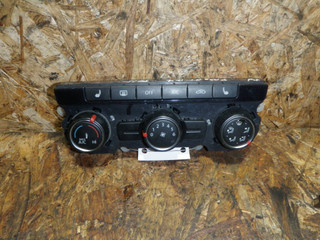 блок управления печки / климат-контроля Volkswagen Passat B7 2011, 561907426A