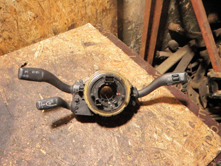переключатель подрулевой (стрекоза) Audi A6 4F/C6 (2004 - 2008), 2.0 л., дизель, МКПП, 4F0953549A
