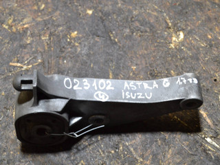 подушка крепления КПП Opel Astra G 2003, 1.7 л., МКПП, 13117089