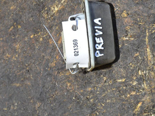 подсветка номера Toyota Previa 2 поколение XR30 2003, 2.0 л., дизель