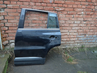 дверь задняя левая Volkswagen Tiguan 1 поколение [рестайлинг] 2011, бензин