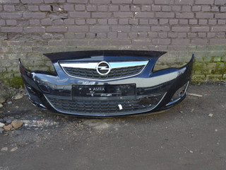бампер передний Opel Astra J (2009 - 2012)