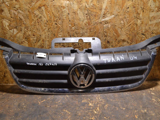 решетка радиатора Volkswagen Touran 1 поколение 2005, дизель, 1T0853651