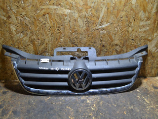 решетка радиатора Volkswagen Touran 1 поколение 2005, дизель, 1T0853651