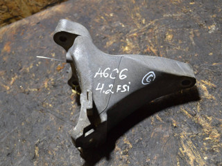 кронштейн двигателя Audi A6 4F/C6 [рестайлинг] (2008 - 2011), 4.2 л., FSI, BVJ, бензин, АКПП, полный привод, 4F0199308AF