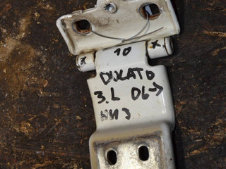петля двери Fiat Ducato 3 поколение 2010