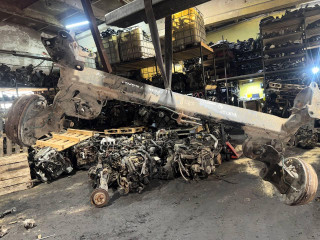 балка подвески задняя Renault Logan 1 поколение [рестайлинг] 2010, универсал