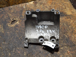 кронштейн компрессора кондиционера IVECO Daily 4 поколение 2008, 3.0 л., дизель, МКПП, 504047884