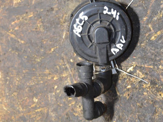 маслоотделитель (сапун) Audi A6 4B/C5 (1997 - 2001), 2.4 л., BDV, бензин, 077103245C