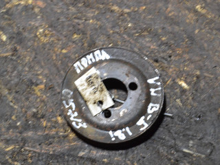 шкив помпы Audi A4 B5 1999, 1.6 л., ADP, бензин, 058121031B