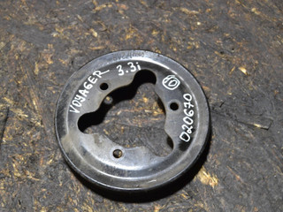 шкив помпы Chrysler Voyager 4 поколение (2000 - 2004), 3.3 л., бензин, АКПП, 04612172AB