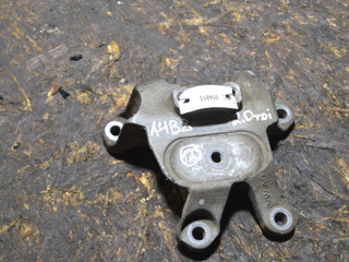 кронштейн КПП Audi A4 B8/8K (2007 - 2011), 2.0 л., TDi, дизель, 4G0399115S